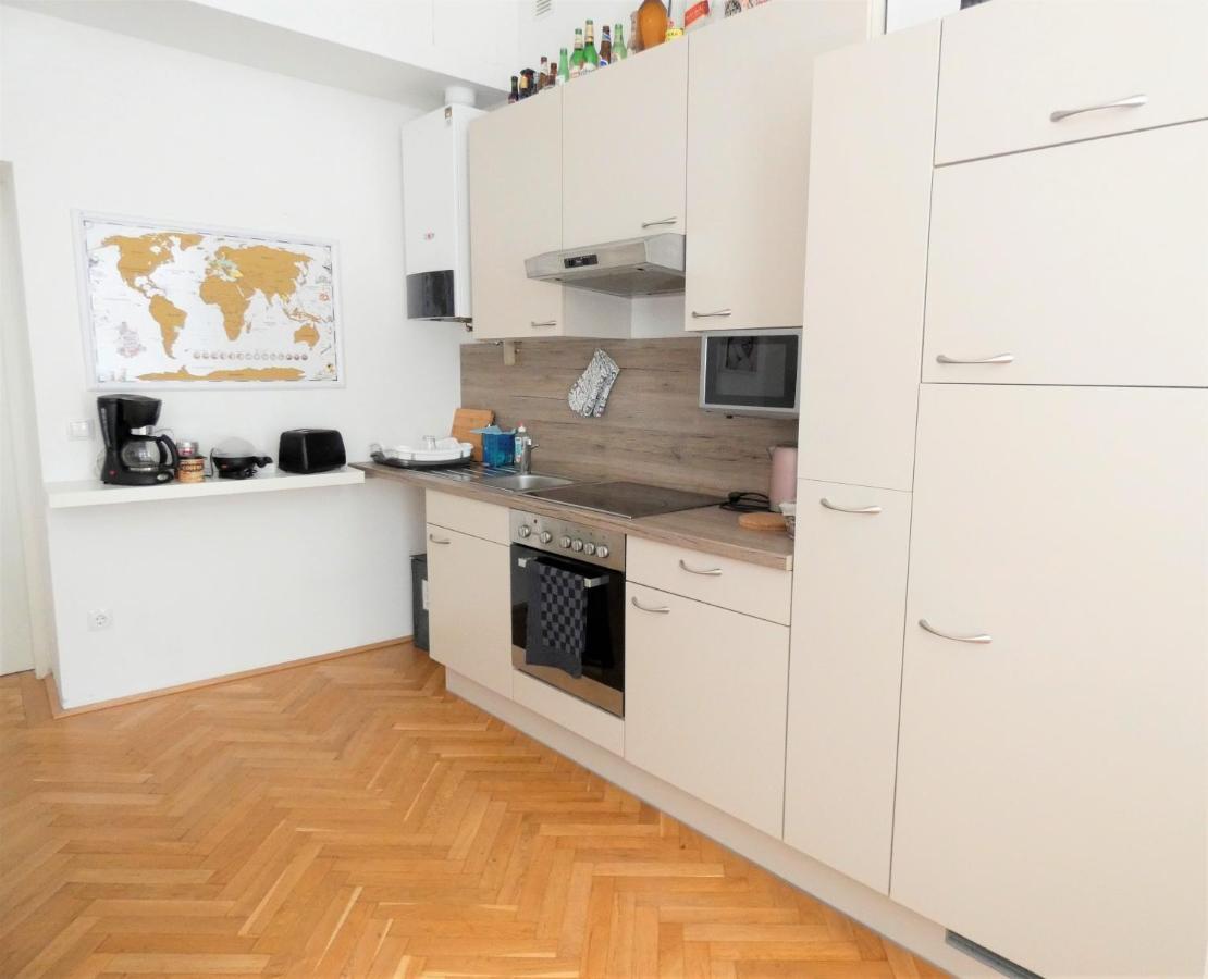 Msq Belvedere Apartment Виена Екстериор снимка