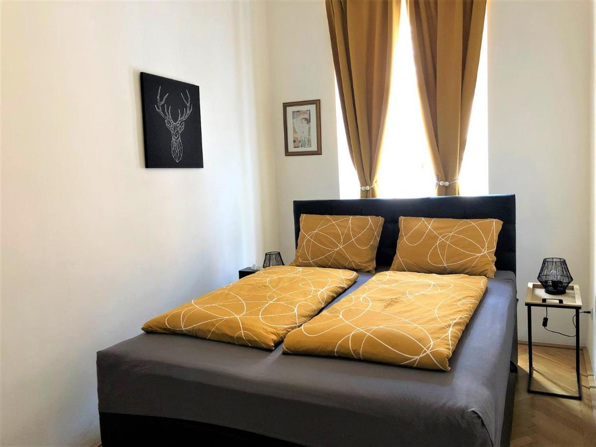 Msq Belvedere Apartment Виена Екстериор снимка