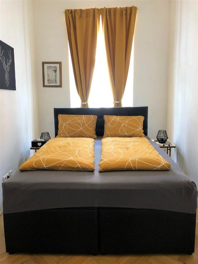 Msq Belvedere Apartment Виена Екстериор снимка